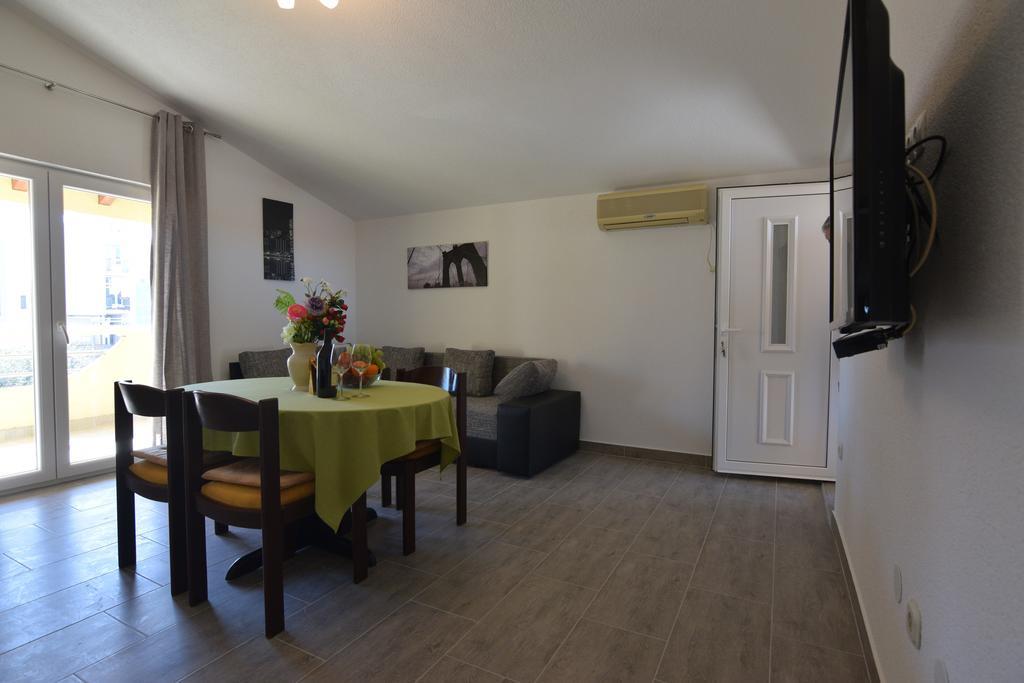 Apartments Batarilo Biograd Na Moru Dış mekan fotoğraf